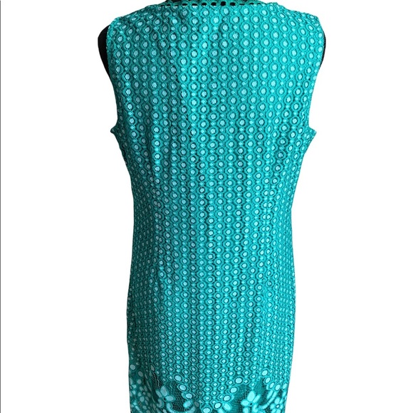 Isaac Mizrahi Green Petite Engineered Bi-Color Lace Midi Dress Size M/P - Picture 4 of 16